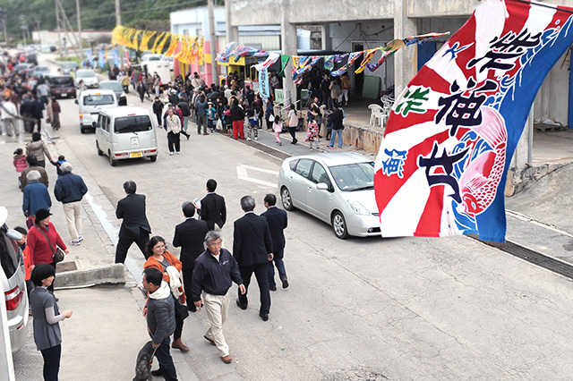 こちら伊良部島佐良浜漁港前会場